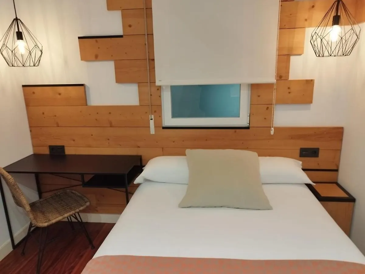 Pension La Perla San Sebastian Guest house