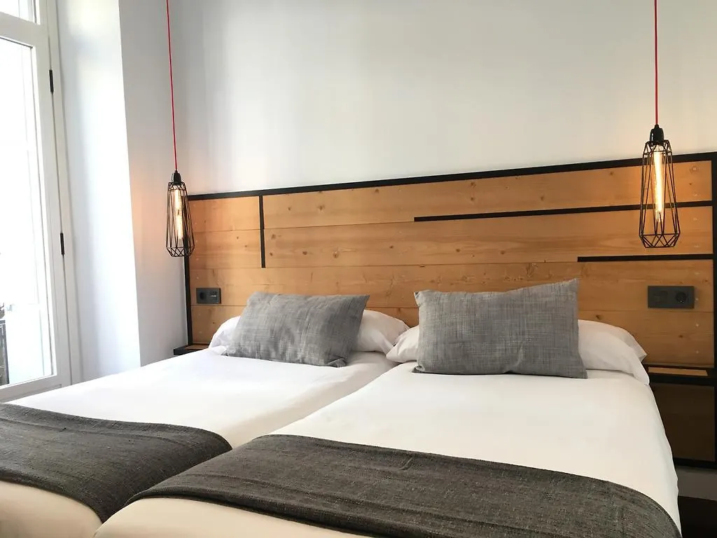 Pension La Perla San Sebastian Guest house