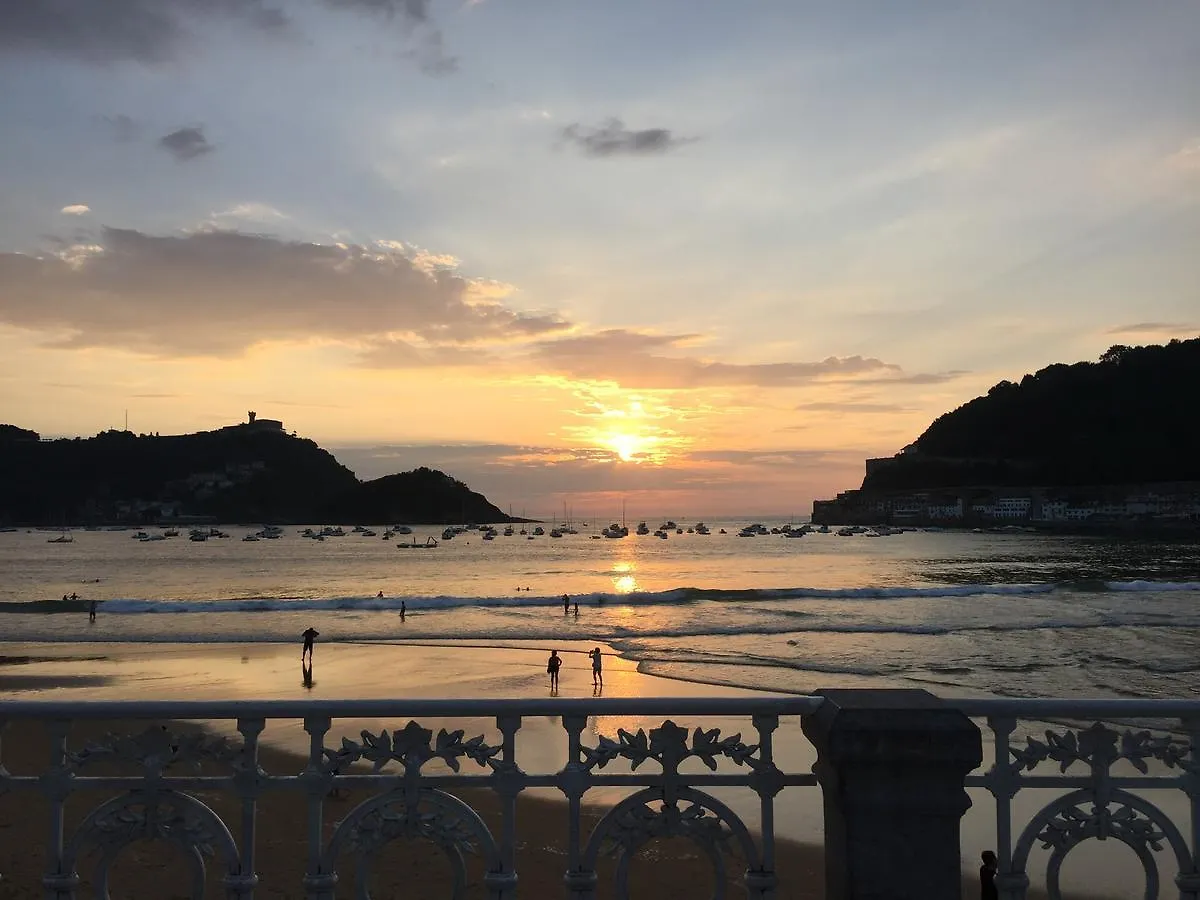 Pension La Perla San Sebastian Guest house