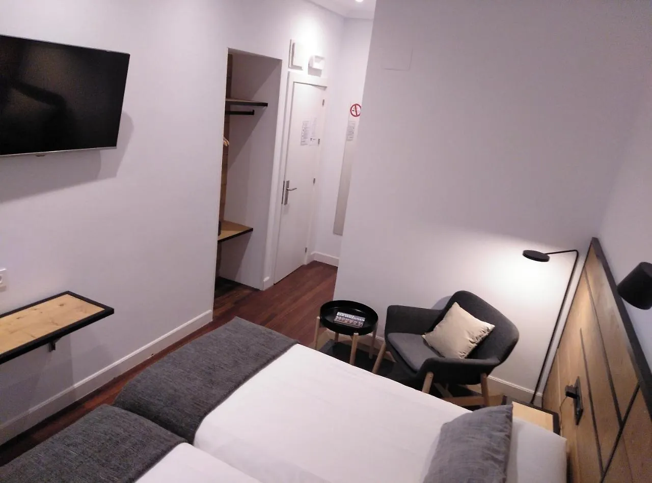Pension La Perla San Sebastian