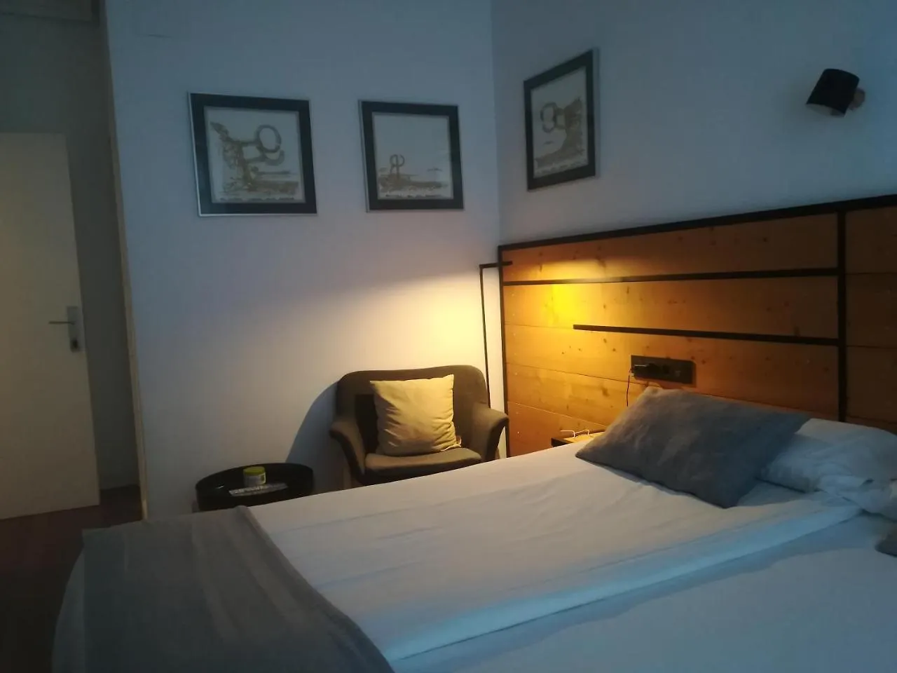 Pension La Perla San Sebastian Guest house