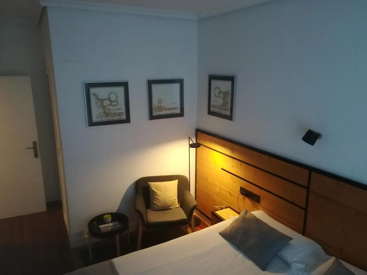 Pension La Perla San Sebastian 2*,