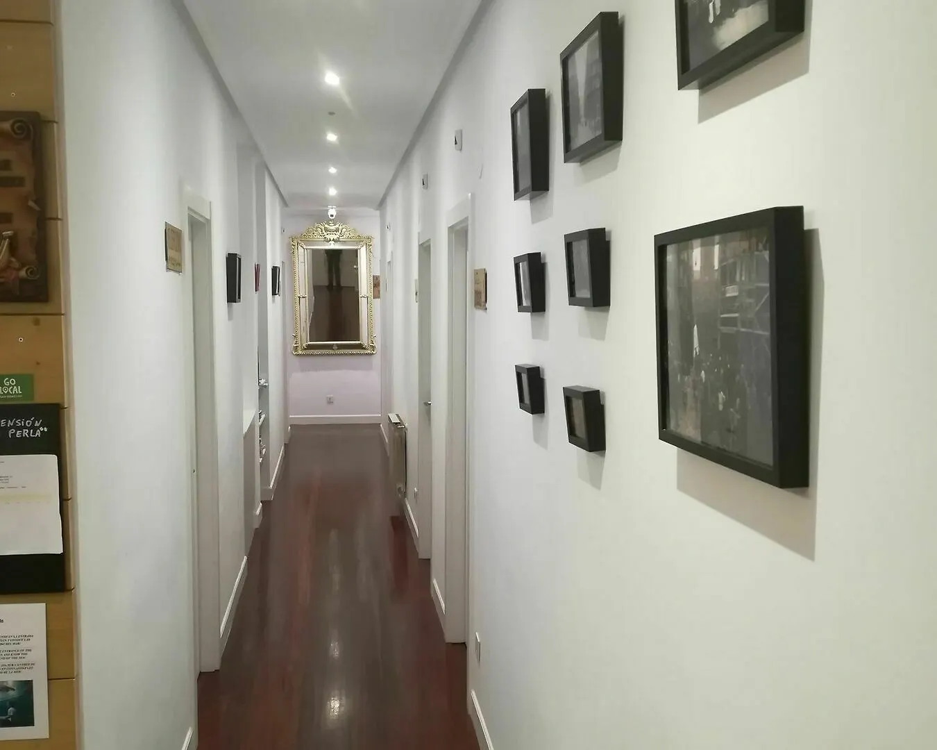 Pension La Perla San Sebastian Guest house
