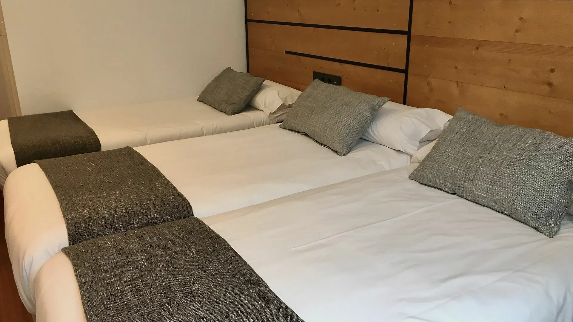 Pension La Perla San Sebastian 2*,
